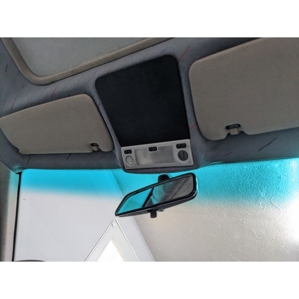 BMW e36 Tavan Motor Kapağı BMW e36 Tavan Motor Kapağı