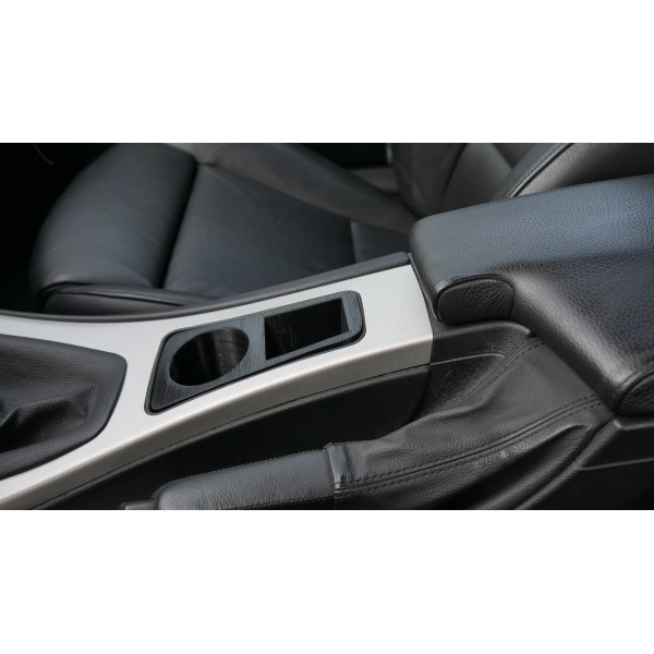 BMW E90 için bardak tutucu BMW E90 için bardak tutucu