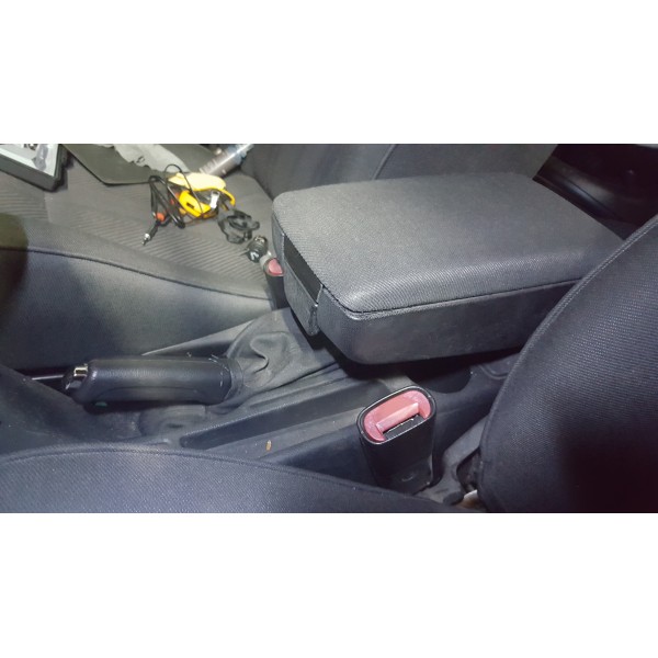Alfa Romeo 147 Kol Dayanağı Üst Düğme Alfa Romeo 147 Kol Dayanağı Üst Düğme